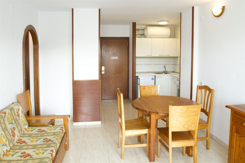 Apartamentos Arquus Center Salou Esterno foto
